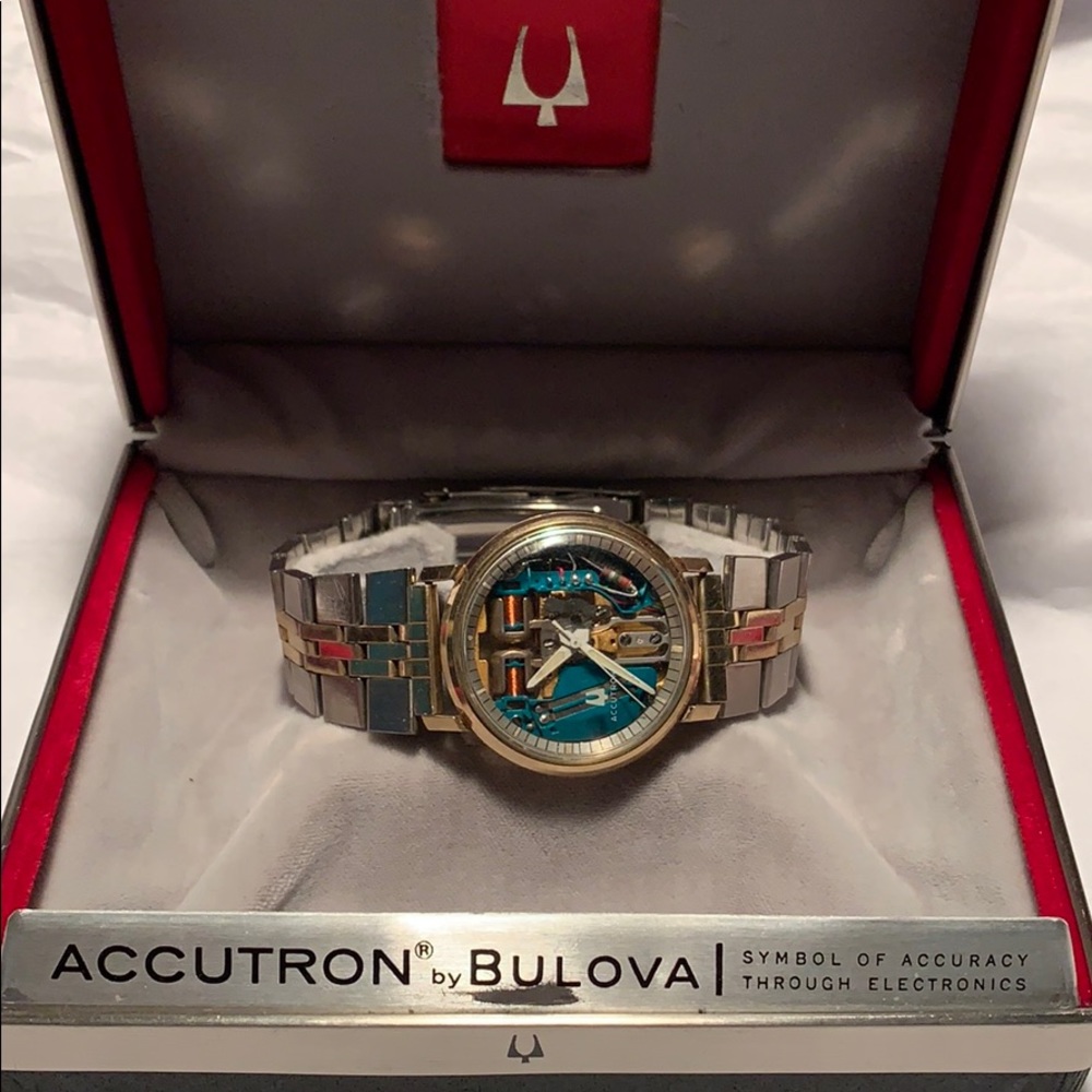 Bulova 1963 Accutron 214 Spaceview 10K gold filled